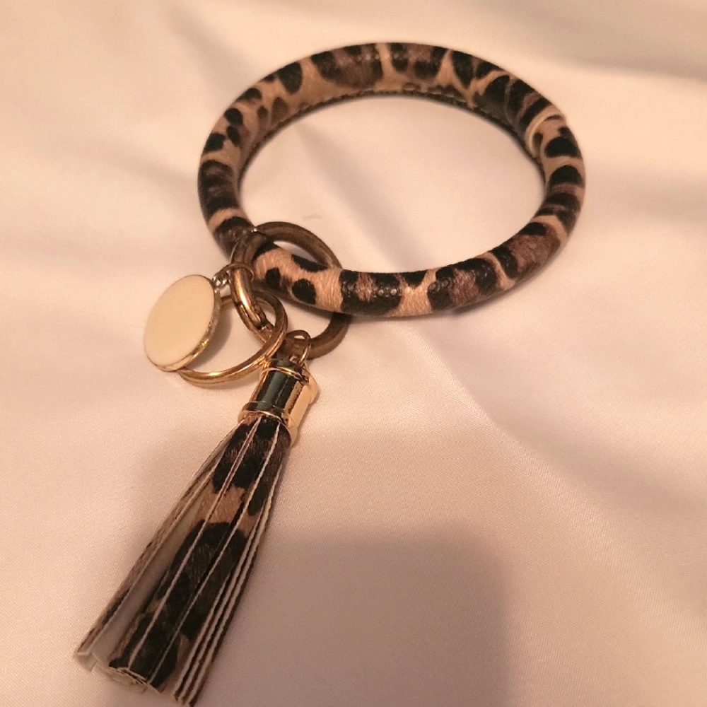 Leopard Print Keychain Bracelet with Tassel